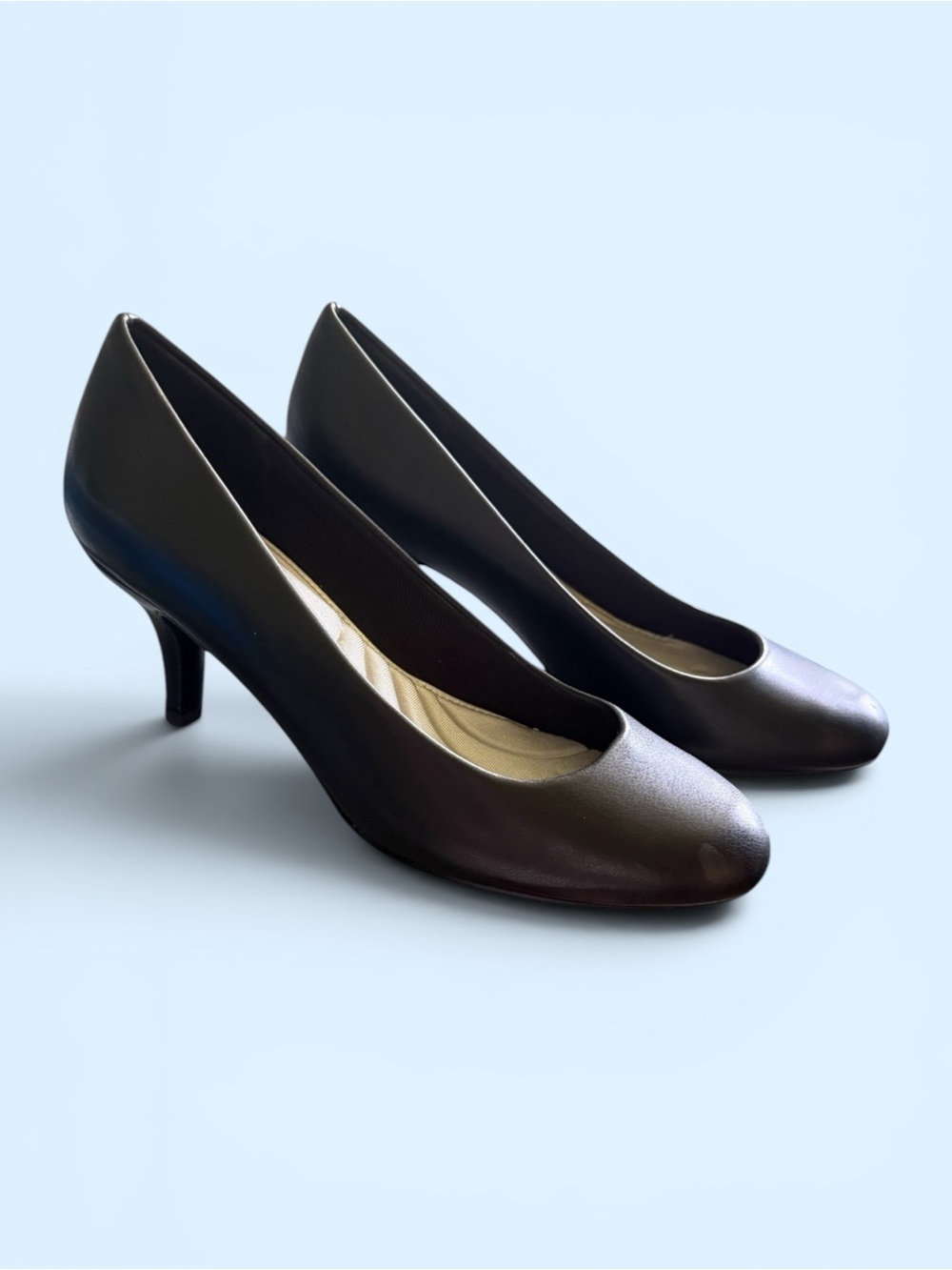 easy street Black Leather Low Heel Pumps